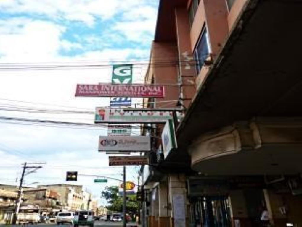 Gv Hotel - Davao City Exteriör bild